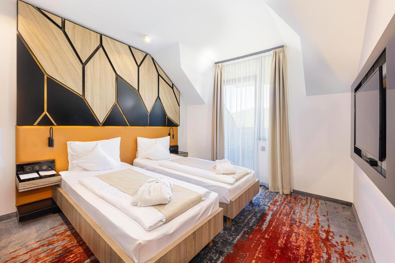 Avar Hotel Matrafured Ngoại thất bức ảnh